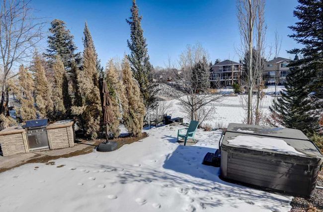 94 Mckenzie Lake Island Se, Home with 4 bedrooms, 4 bathrooms and 7 parking in Calgary AB | Image 46
