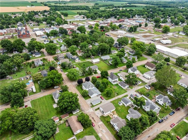 505 S Magdalena St, House other with 2 bedrooms, 2 bathrooms and null parking in Concordia MO | Image 31