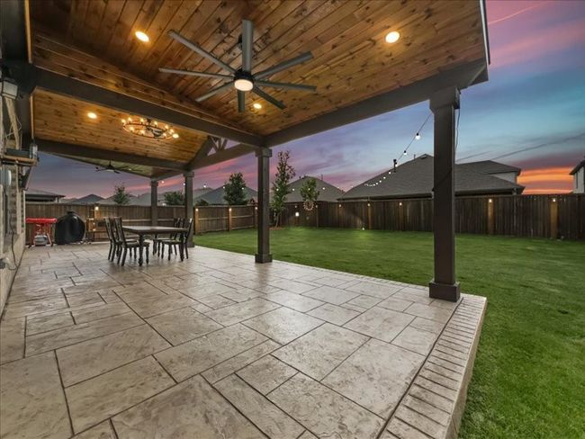 View of patio with a ceiling fan | Image 27