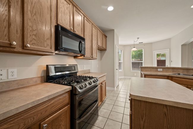 361 Conroe Cir, House other with 3 bedrooms, 3 bathrooms and null parking in Argyle TX | Image 17