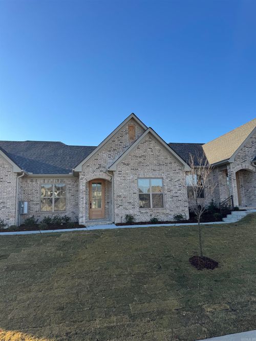 205 Edgewood Cir, Little Rock, AR, 72223-4971 | Card Image