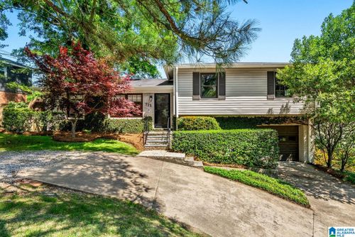 725 Hoadley Dr, Birmingham, AL, 35213-1511 | Card Image