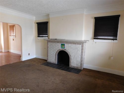3781 Taylor St, Detroit, MI, 48206-1929 | Card Image