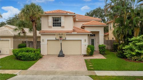 1226 Nw 170th Ter, Pembroke Pines, FL, 33028-1921 | Card Image