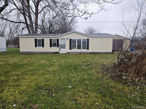 3249 E Willard Rd, Clio, MI, 48420-7703 | Card Image