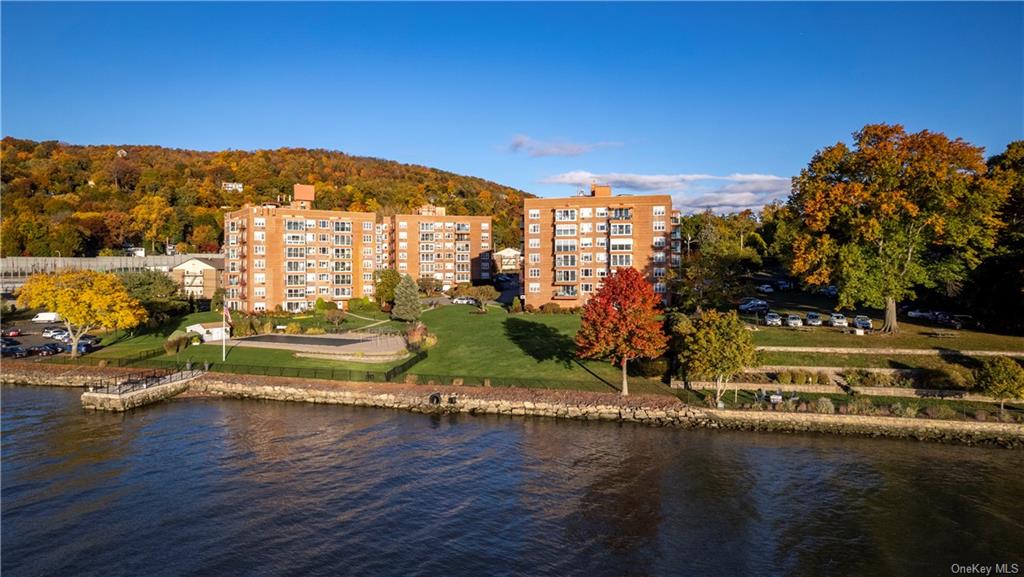 Salisbury Pl, Nyack, NY 10960