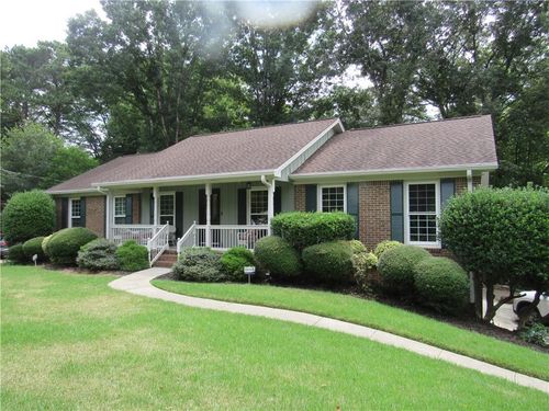621 Windgrove Rd Se, Marietta, GA, 30067-5661 | Card Image
