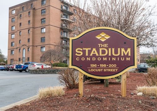 106-200 Locust St, Lynn, MA, 01904-2942 | Card Image