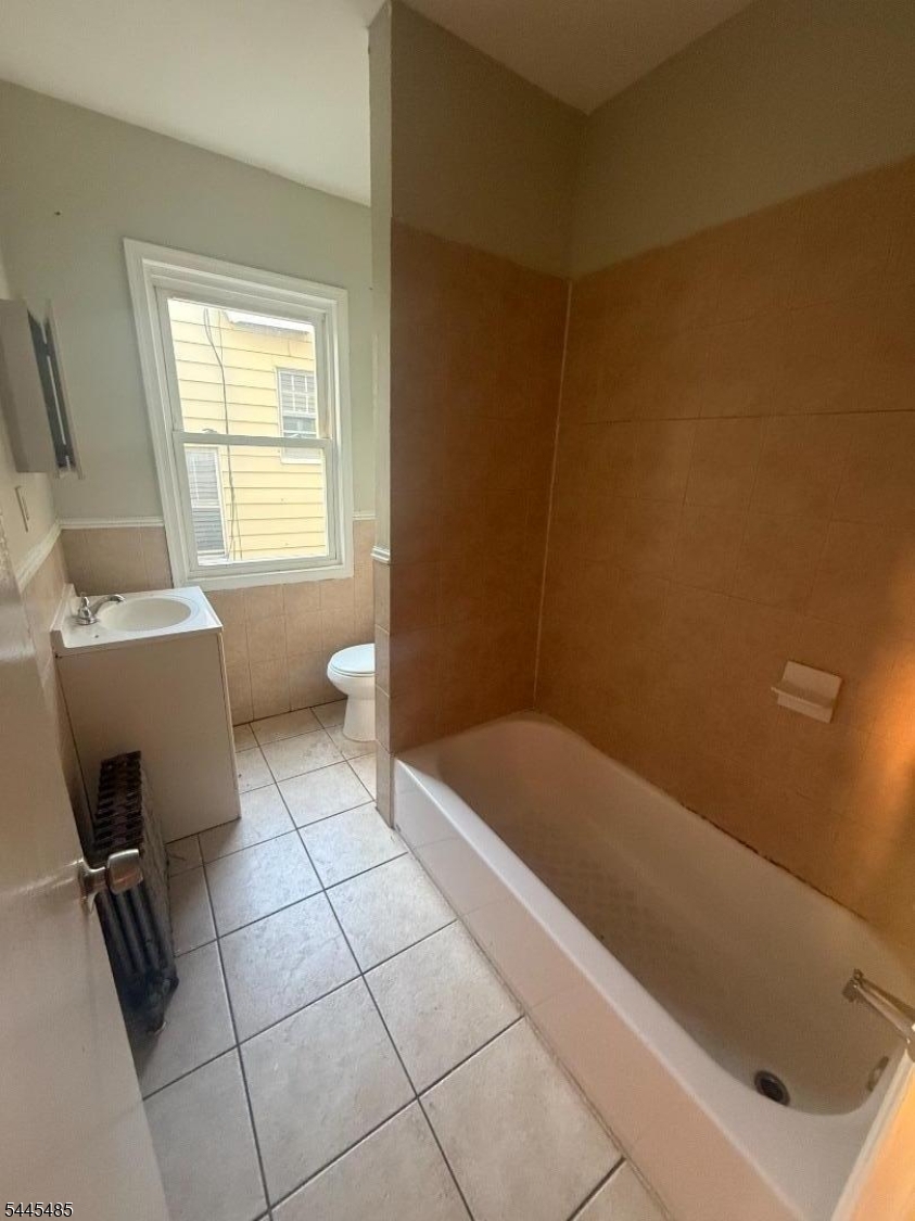 Residential Lease in Newark City 4