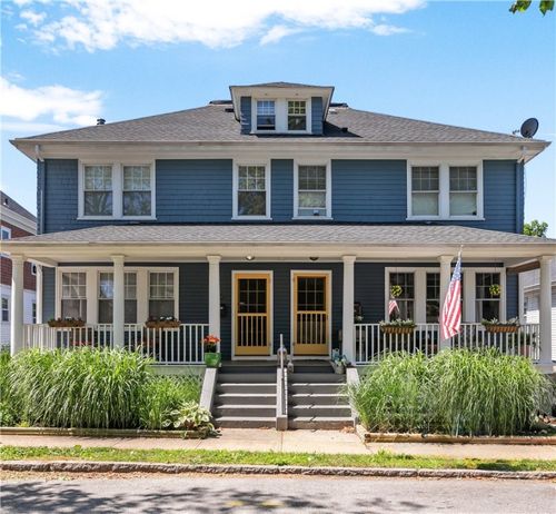 a-32 Thurston Ave, Newport, RI, 02840-1760 | Card Image