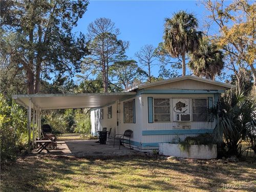 35 63rd St, Yankeetown, FL, 34498-2320 | Card Image