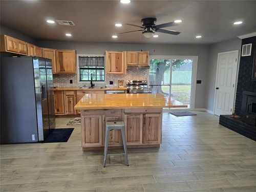 48101 Highway 3e, Earlsboro, OK, 74840-3564 | Card Image