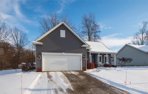 4581 Woods Dr, Erie, PA, 16511-3303 | Card Image