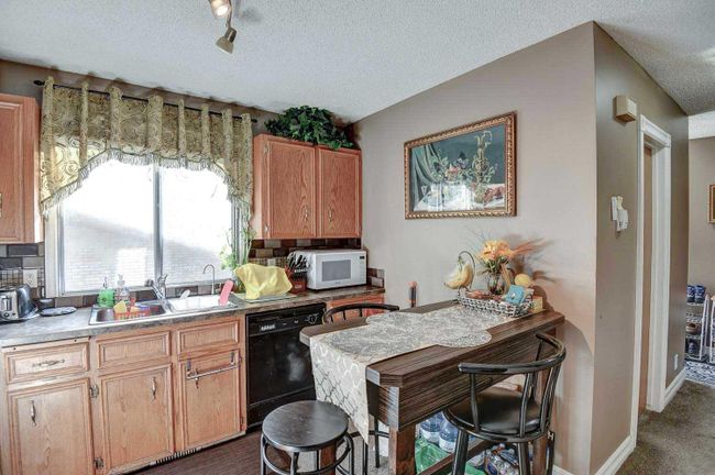 36 - 210 86 Avenue Se, Home with 4 bedrooms, 2 bathrooms and 1 parking in Calgary AB | Image 15