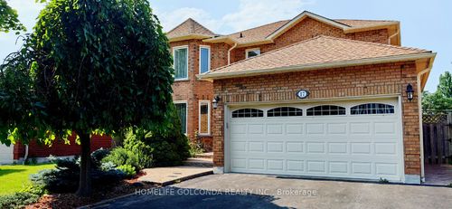 17 Goodwood Dr, Whitby, ON, L1N8K5 | Card Image