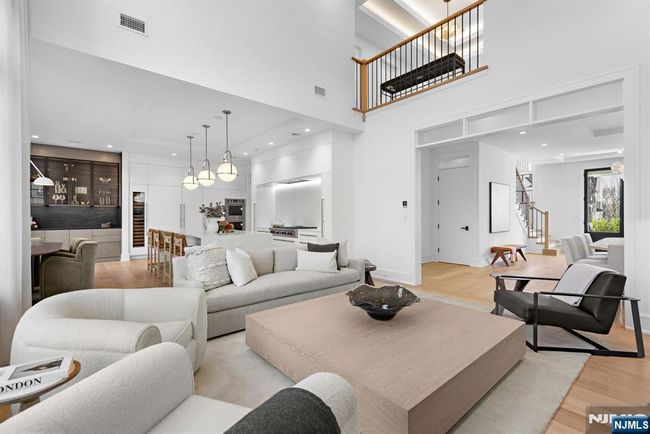 23 Stone Bridge Ct, Townhouse with 4 bedrooms, 5 bathrooms and null parking in Demarest NJ | Image 5