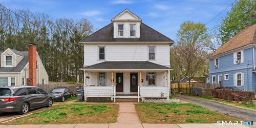 226 School St, Manchester, CT, 06040-6121 | Card Image