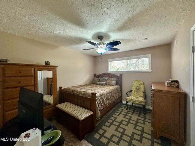 BEDROOM2 | Image 25