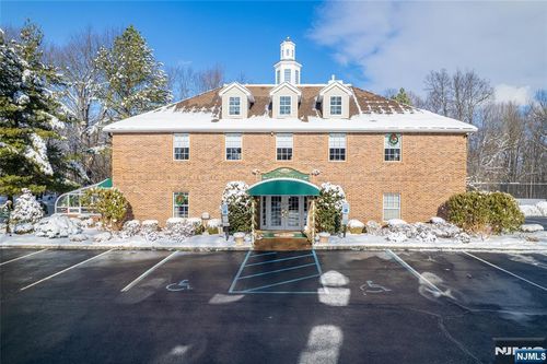 6411 Richmond Rd, West Milford, NJ, 07480-5121 | Card Image