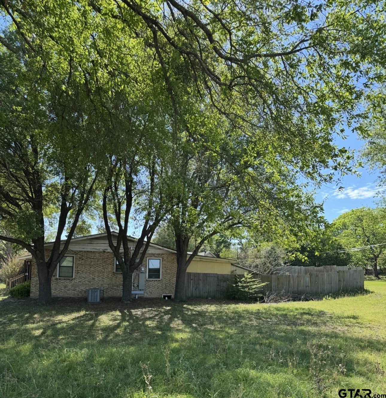 Commercial Sale in Lindale 4