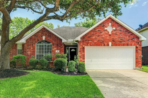 907 Norfolk Dr, Pearland, TX, 77584-3015 | Card Image
