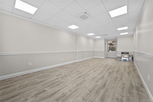 324 Mount Pleasant Ave, Mamaroneck, NY, 10543-2510 | Card Image