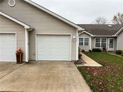 1717 Albany Place, House other with 2 bedrooms, 1 bathrooms and null parking in Decatur IL | Image 2