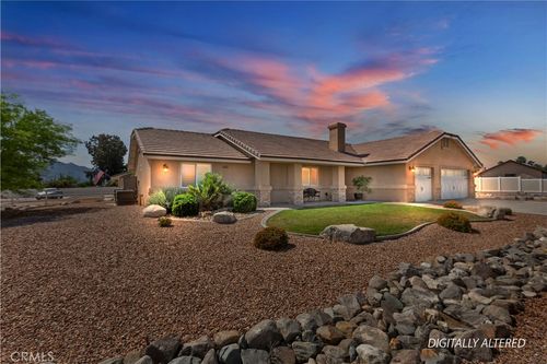 18155 Dunkirk St, Hesperia, CA, 92345-7468 | Card Image