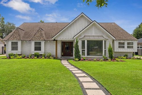 5515 Dumfries Dr, Houston, TX, 77096-4003 | Card Image