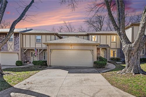 10907 W 96th Ter, Overland Park, KS, 66214-2257 | Card Image