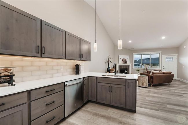 6399 Signal Peak Ave, Townhouse with 3 bedrooms, 2 bathrooms and null parking in Billings MT | Image 10