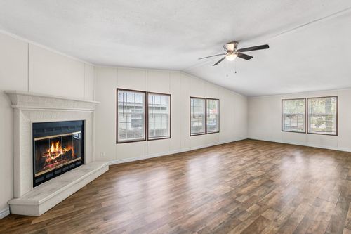 950 W Woodland Shores Dr, Pointblank, TX, 77364-4572 | Card Image