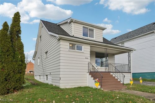366 Tenney Ave, Campbell, OH, 44405-1604 | Card Image