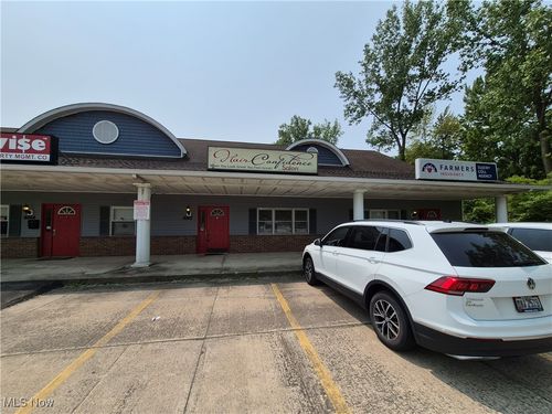 4022 Colorado Ave, Sheffield Village, OH, 44054-2512 | Card Image