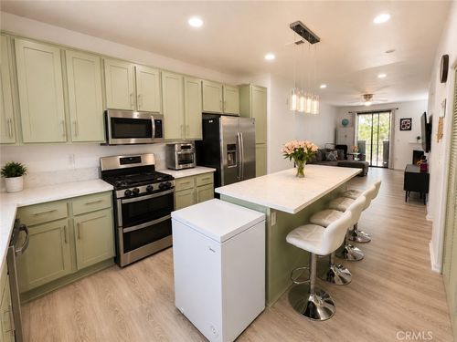 1572 Hackberry Pl, Chula Vista, CA, 91915-1710 | Card Image