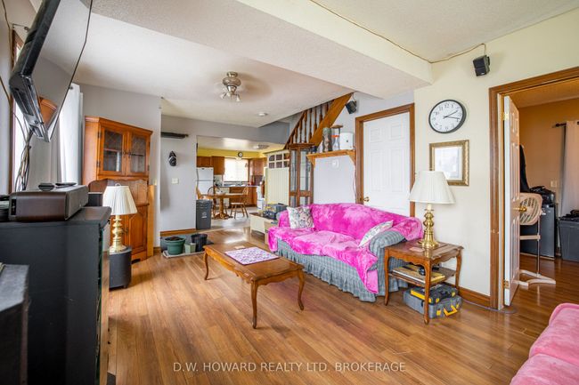 4201 Fox Rd, House other with 3 bedrooms, 2 bathrooms and 10 parking in Stevensville ON | Image 4