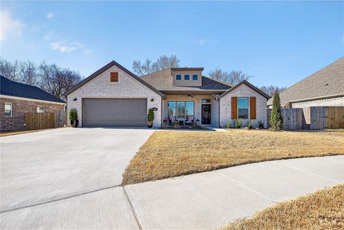 1669 N Pershing St, Fayetteville, AR, 72704-5181 | Card Image