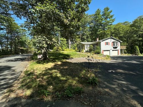 9 Pierce Rd, West Brookfield, MA, 01585-3038 | Card Image