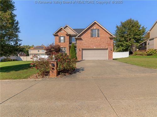 4063 Farmington Dr, Hurricane, WV, 25526-8756 | Card Image