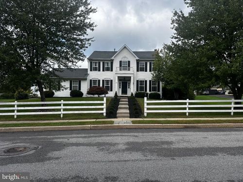 19 Cardinal Ln, Collegeville, PA, 19426-3919 | Card Image