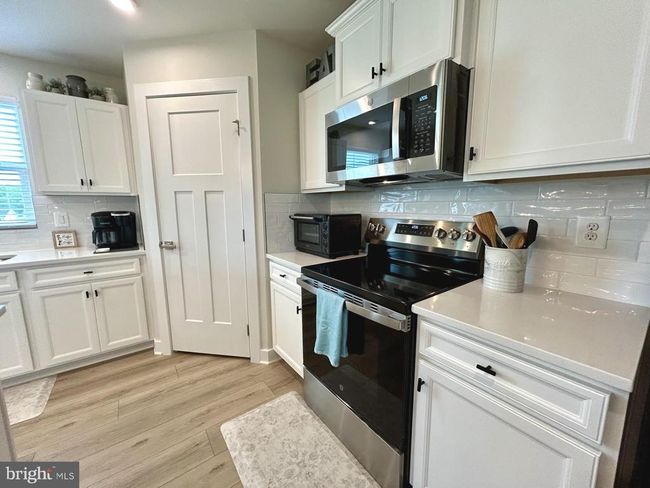 17 Perspective Pl, House other with 3 bedrooms, 3 bathrooms and null parking in HEDGESVILLE WV | Image 13