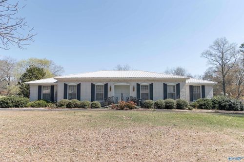 181 Justice St S, Crossville, AL, 35962-3496 | Card Image