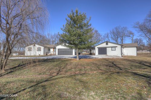 2133 W Fairview Ave, Carthage, MO, 64836-8430 | Card Image