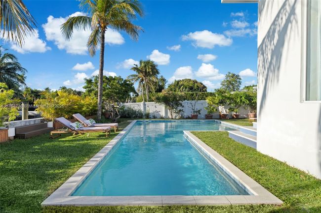 7770 Hawthorne Ave, House other with 4 bedrooms, 3 bathrooms and null parking in Miami Beach FL | Image 49