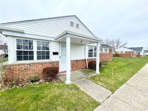 136-235 E 235th St, Euclid, OH, 44123-1507 | Card Image