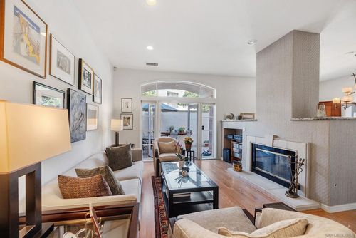 5310 Renaissance Ave, San Diego, CA, 92122-5632 | Card Image