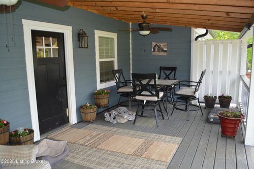 440 Hickory Hill Rd, La Grange, KY, 40031-7711 | Card Image