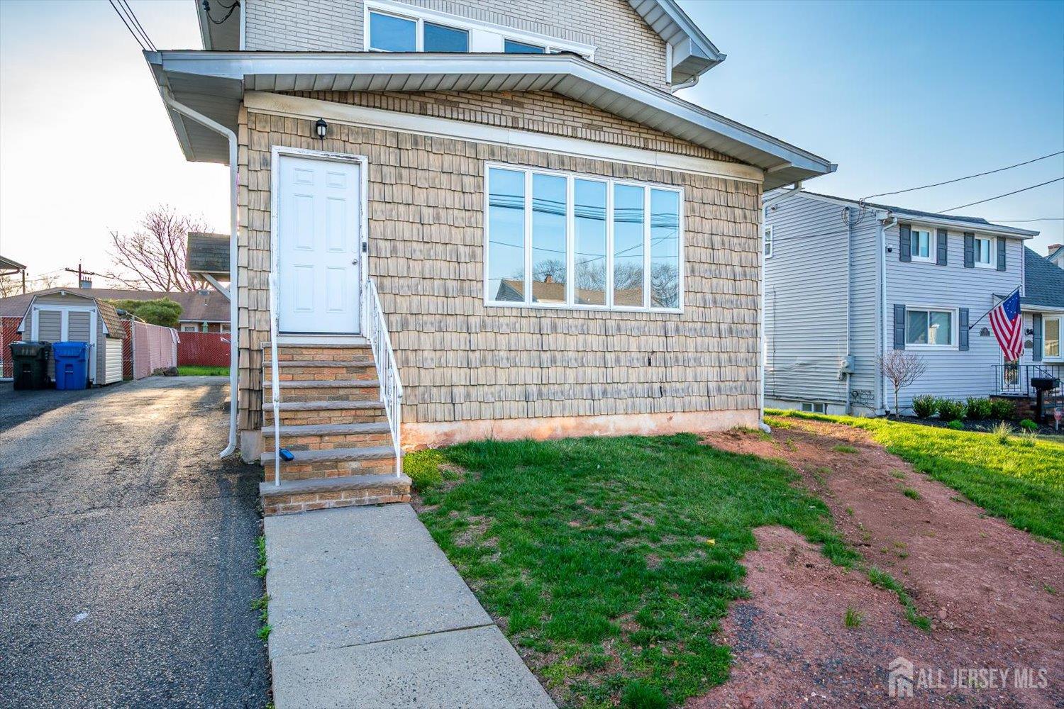 Residential Lease in Port Reading 4