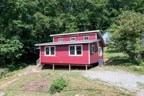 109 Azalea Ave, Swannanoa, NC, 28778-2415 | Card Image