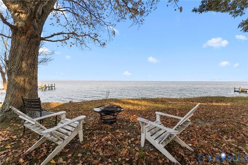 63 Bayview Ln, Hague, VA, 22469-3124 | Card Image